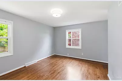 11662 Sharonwoods Court, Cincinnati, OH 45241 - Photo 17