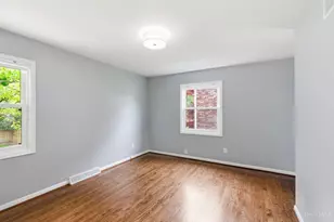 11662 Sharonwoods Ct, Cincinnati, OH 45241 - Photo 17