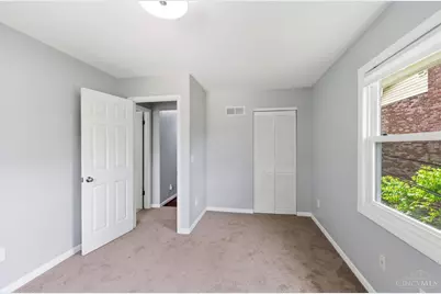 11662 Sharonwoods Court, Cincinnati, OH 45241 - Photo 25