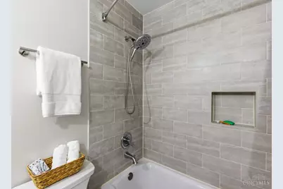 11662 Sharonwoods Court, Cincinnati, OH 45241 - Photo 29