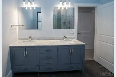 163 E McMicken Avenue, Cincinnati, OH 45202 - Photo 29