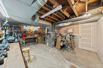 6302 Heitzler Avenue, Cincinnati, OH 45224 - Photo 23