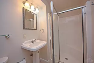 913 Bilamy Ct, Springfield Township, OH 45224 - Photo 31
