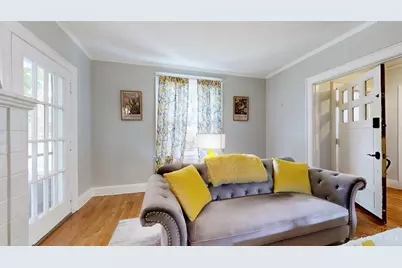 756 Clinton Springs Avenue, Cincinnati, OH 45229 - Photo 9