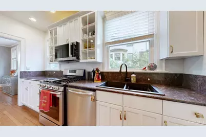 756 Clinton Springs Avenue, Cincinnati, OH 45229 - Photo 15