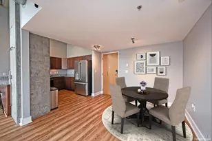 353 W 4th St, Cincinnati, OH 45202 - Photo 3
