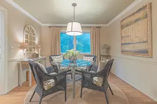 7926 Blairhouse Dr, Anderson Township, OH 45244 - Photo 9