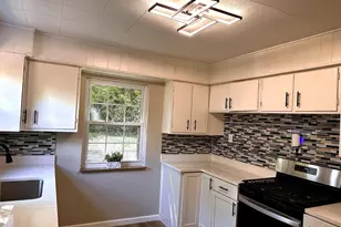1612 Hunt Rd, Reading, OH 45215 - Photo 9
