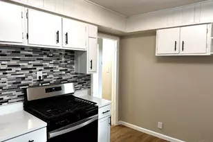 1612 Hunt Rd, Reading, OH 45215 - Photo 11