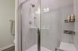 25 Wentworth Ln, Cincinnati, OH 45236 - Photo 23