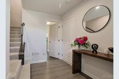 25 Wentworth Lane, Cincinnati, OH 45236 - Photo 5