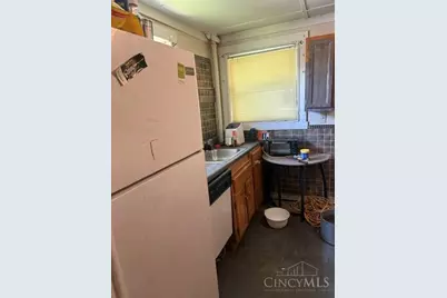 955 Simmons Avenue, Lincoln Heights, OH 45215 - Photo 13