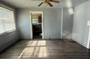 955 Simmons Ave, Lincoln Heights, OH 45215 - Photo 5