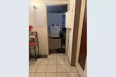 955 Simmons Avenue, Lincoln Heights, OH 45215 - Photo 19