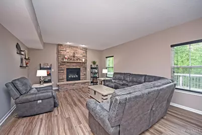 4826 Lakeview Court, South Lebanon, OH 45065 - Photo 5