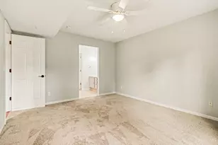 5461 Asbury Lake Dr, Green Township, OH 45247 - Photo 21