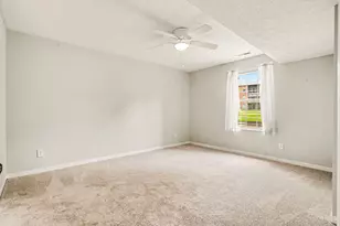 5461 Asbury Lake Dr, Green Township, OH 45247 - Photo 23