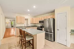 5461 Asbury Lake Dr, Green Township, OH 45247 - Photo 3