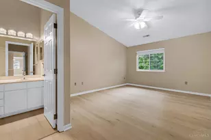 510 Carrington Ln, Loveland, OH 45140 - Photo 13
