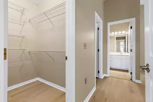 510 Carrington Ln, Loveland, OH 45140 - Photo 15