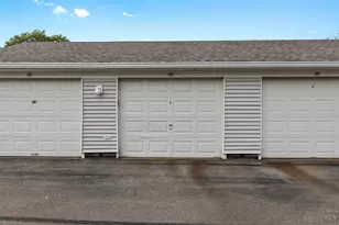 510 Carrington Ln, Loveland, OH 45140 - Photo 35