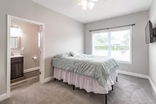 855 Sunrise Ridge Ct, Hamilton Township, OH 45039 - Photo 13