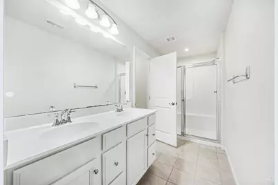 7938 Pinnacle Point Drive, West Chester, OH 45069 - Photo 19