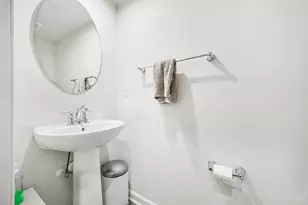 7938 Pinnacle Point Dr, West Chester, OH 45069 - Photo 17