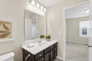 2063 E Seymour Ave, Cincinnati, OH 45237 - Photo 37