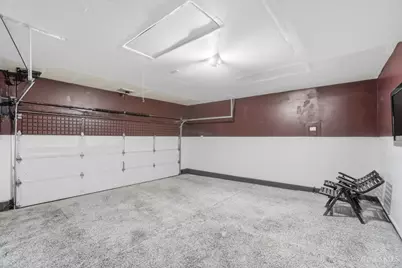 2063 E Seymour Avenue, Cincinnati, OH 45237 - Photo 41