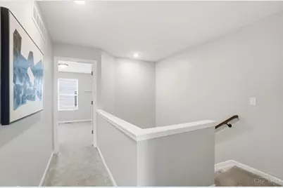 2063 E Seymour Avenue, Cincinnati, OH 45237 - Photo 33