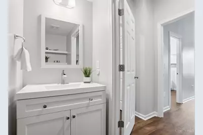 2063 E Seymour Avenue, Cincinnati, OH 45237 - Photo 31