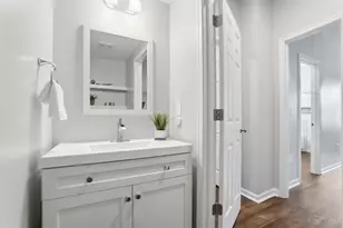 2063 E Seymour Ave, Cincinnati, OH 45237 - Photo 31