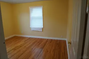 2345 Losantiville Ave, Golf Manor, OH 45237 - Photo 11