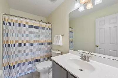 4869 Kleeman Green Drive, Cincinnati, OH 45211 - Photo 33