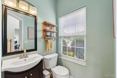 4869 Kleeman Green Drive, Cincinnati, OH 45211 - Photo 17