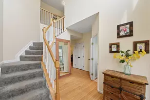 4869 Kleeman Green Dr, Cincinnati, OH 45211 - Photo 15