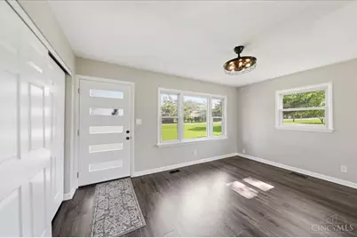 6611 Hendrickson Road, Middletown, OH 45044 - Photo 11