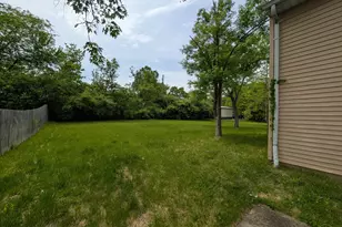 2961 Spruceway Dr, Colerain Township, OH 45251 - Photo 5