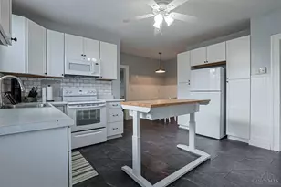 3247 Autumn Ln, Green Township, OH 45239 - Photo 15