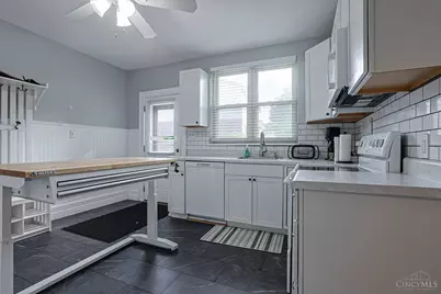 3247 Autumn Lane, Green Township, OH 45239 - Photo 13