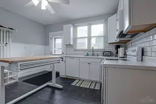 3247 Autumn Ln, Green Township, OH 45239 - Photo 13