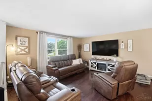 5766 Richland Cir, Miami Township, OH 45150 - Photo 7