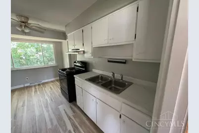 10903 Sharondale Road, Sharonville, OH 45241 - Photo 5