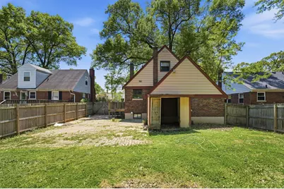 5642 Surrey Avenue, Green Township, OH 45248 - Photo 33