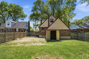 5642 Surrey Ave, Green Township, OH 45248 - Photo 33