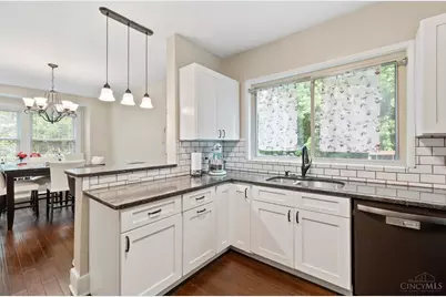 6424 Montgomery Road, Cincinnati, OH 45213 - Photo 15