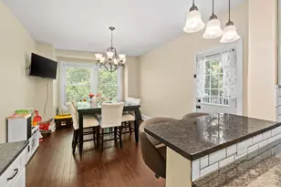 6424 Montgomery Rd, Cincinnati, OH 45213 - Photo 7