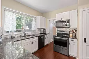 6424 Montgomery Rd, Cincinnati, OH 45213 - Photo 9