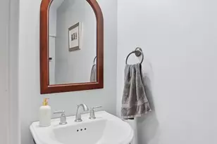3783 Aylesboro Ave, Cincinnati, OH 45208 - Photo 19